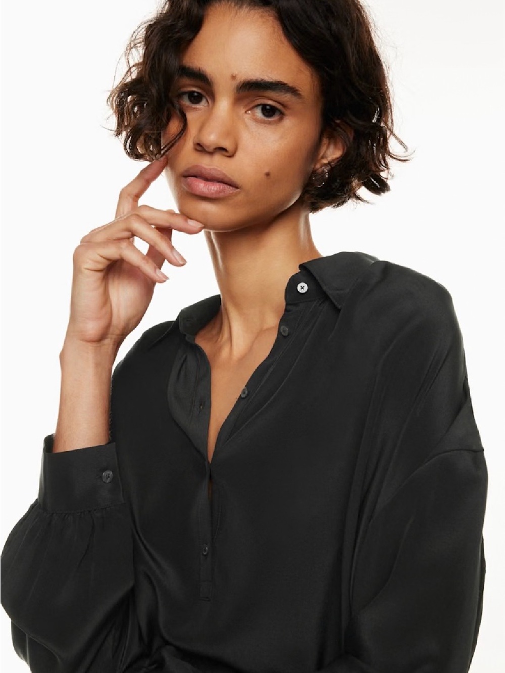 Aritzia Babaton Black 100% Silk Blouse